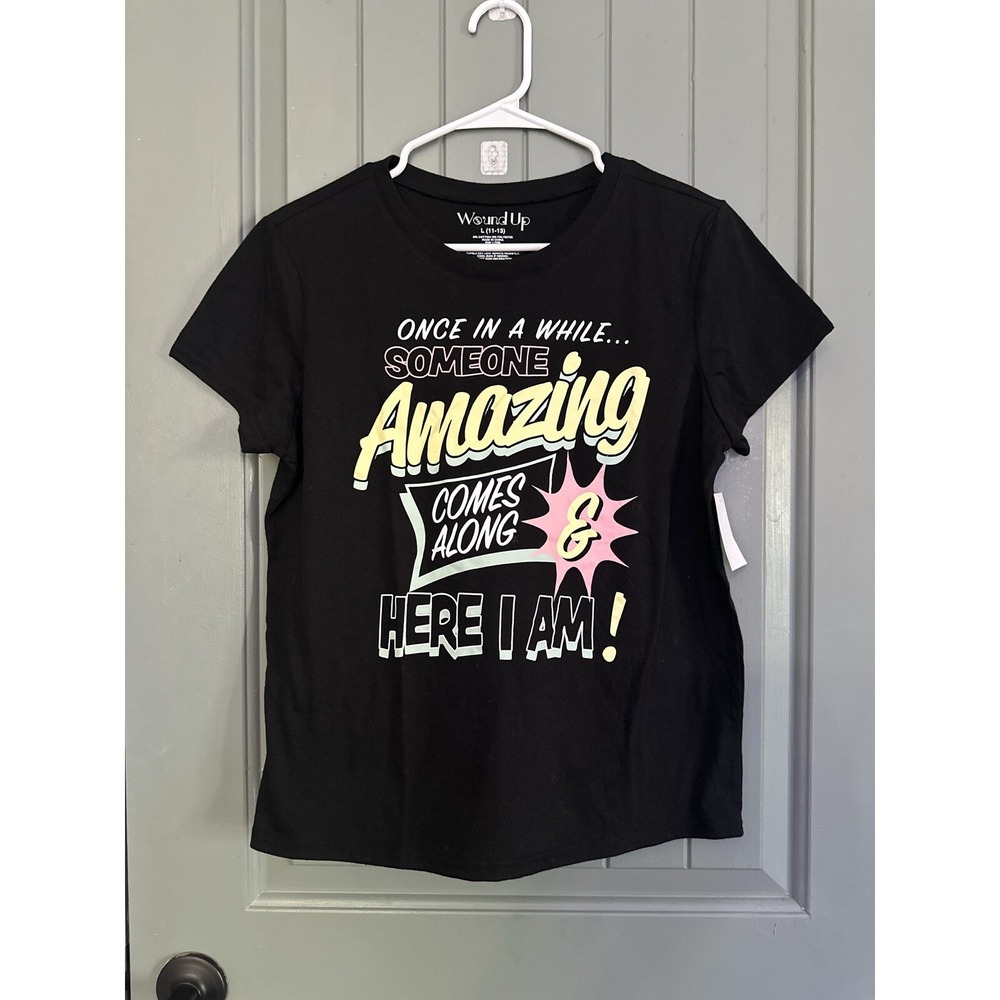 Wound Up Amazing Graphic T-Shirt Black Juniors Large 11-13 NWT Short Sleeve